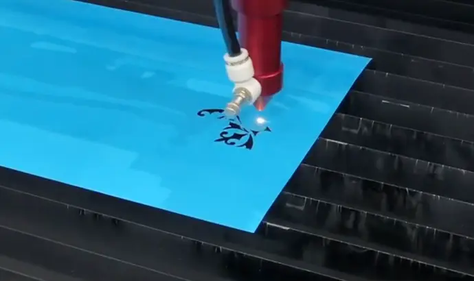 CO2 Laser cutting machine cut 180g cardboard cover
